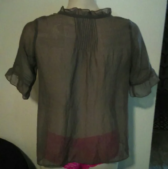💛Sheer feminine button up/ olive​ - Picture 2 of 2